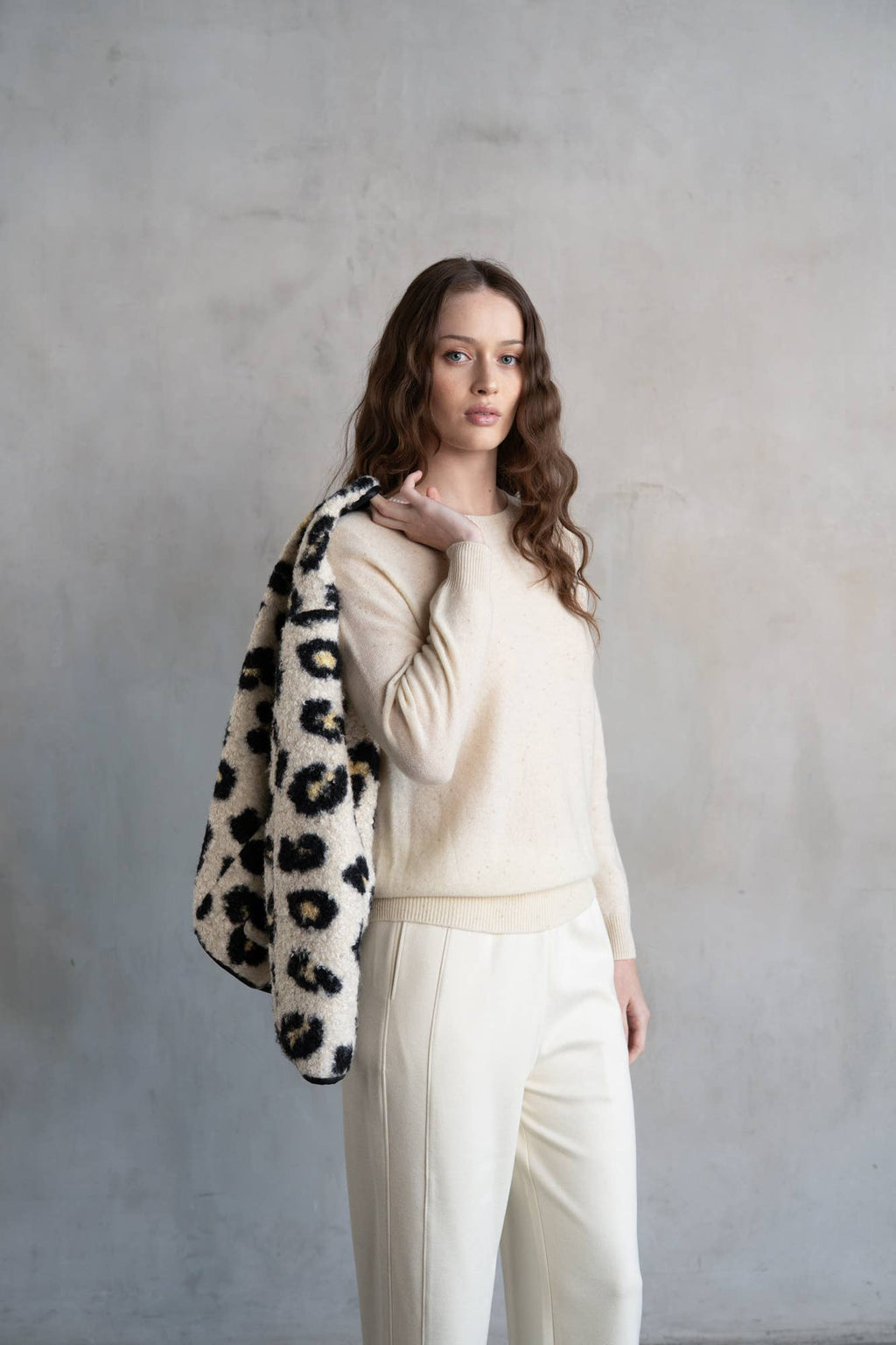 WOOL CREW NECK SWEATER